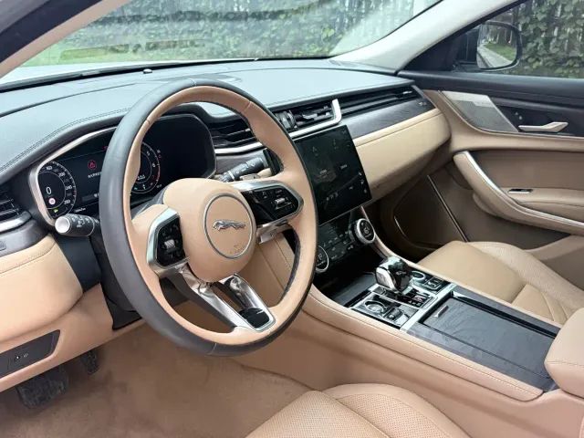 Jaguar XFL — Фото автомобиля 15