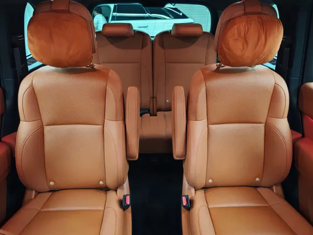 Li Auto L8 — Фото автомобиля 7