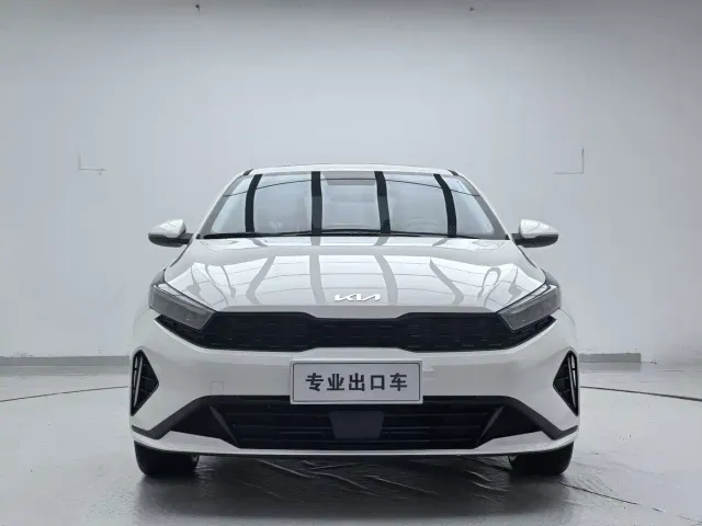 Kia K3 — Фото автомобиля 2