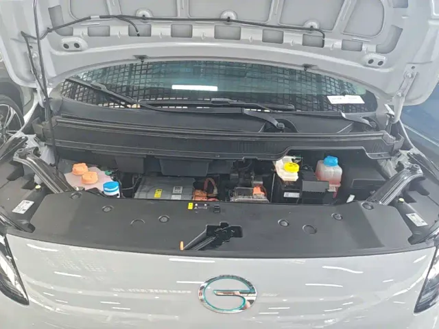 GAC Aion Y — Фото автомобиля 19