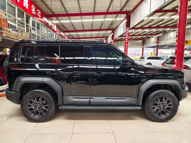 BYD FangChengBao Leopard 5 — Фото автомобиля 5