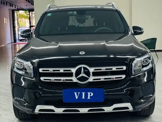 Mercedes-Benz Mercedes-Benz GLB 2022 Model GLB 200 Dynamic Edition — Фото автомобиля 2