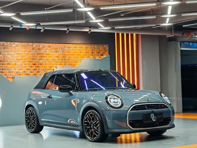 MINI Hatch — Фото автомобиля 4