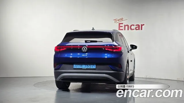 Volkswagen ID.4 — Фото автомобиля 4