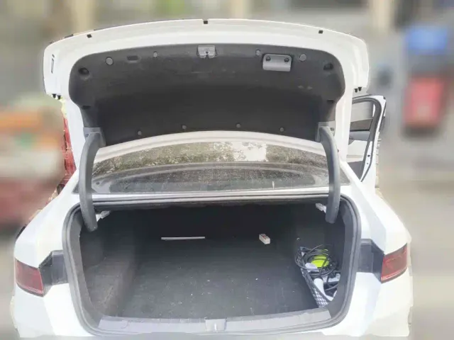 BYD Qin PLUS — Фото автомобиля 5
