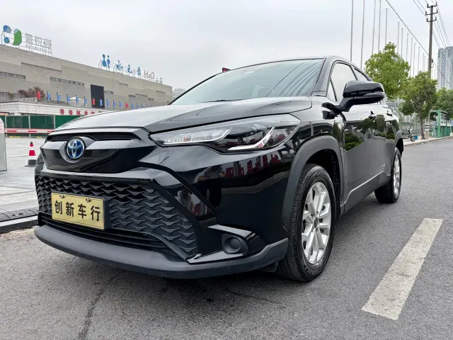 Toyota Frontlander — Фото автомобиля 2