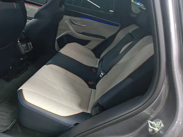 BYD Song PLUS — Фото автомобиля 16