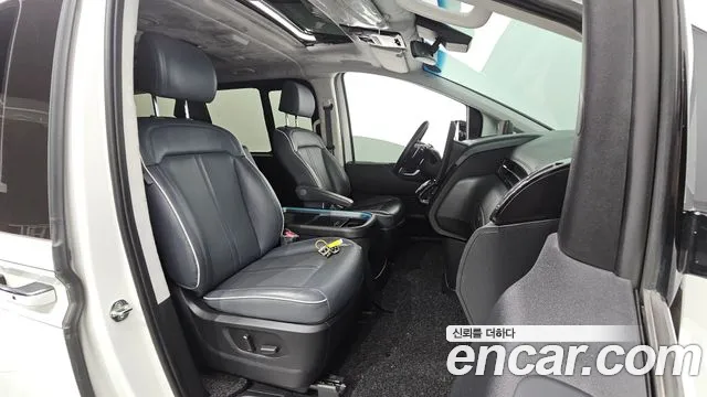 Hyundai Staria — Фото автомобиля 16