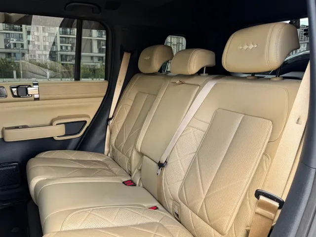 BYD FangChengBao Leopard 5 — Фото автомобиля 8