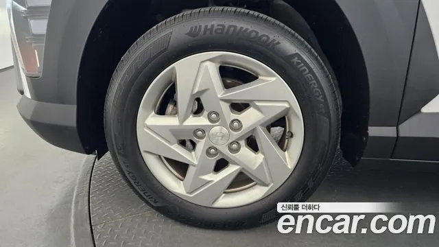 Hyundai Kona SX2 — Фото автомобиля 5