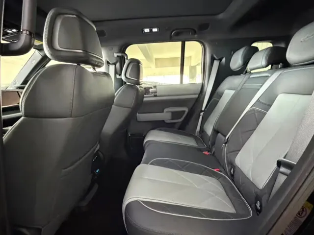 BYD FangChengBao Leopard 5 — Фото автомобиля 14