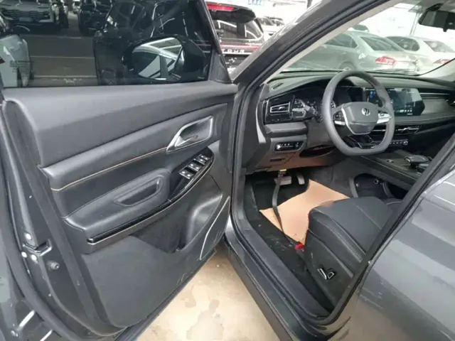 Changan X7 Plus — Фото автомобиля 15
