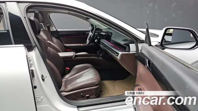 Hyundai Grandeur Grandeur (GN7) — Фото автомобиля 18