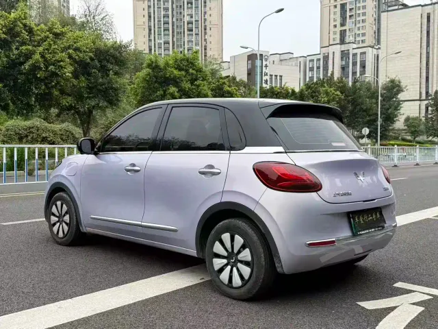 Wuling Bingo — Фото автомобиля 9