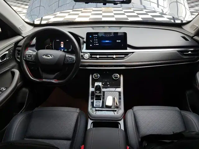 Chery Tiggo 8 — Фото автомобиля 9