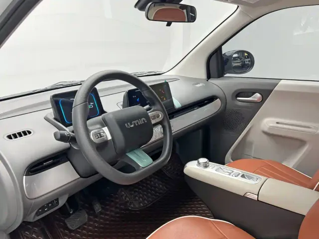 Changan Lumin — Фото автомобиля 11