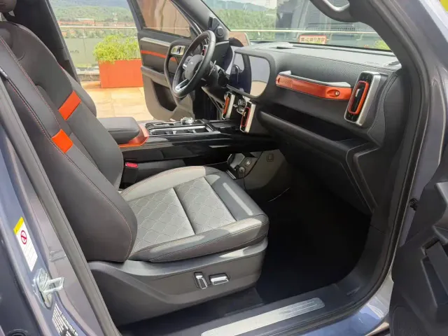 Haval Big Dog — Фото автомобиля 11