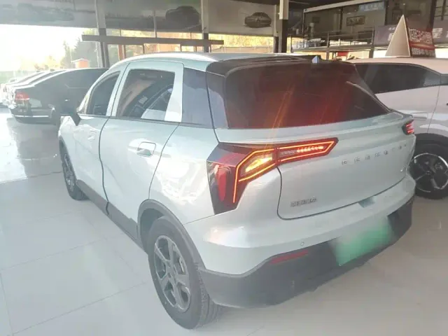 Geely Geometry E Firefly — Фото автомобиля 4