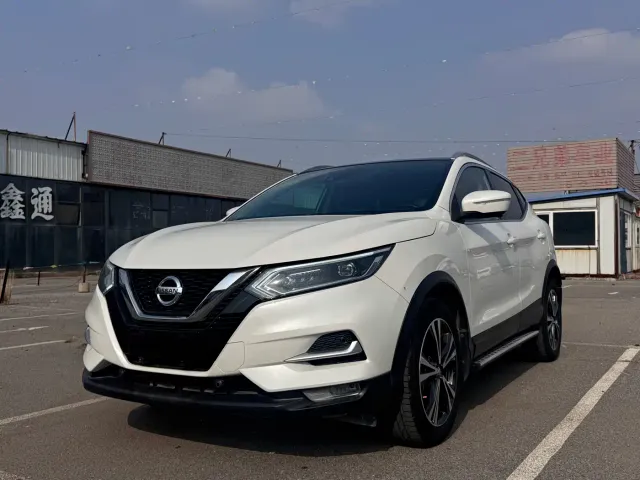 Фотография автомобиля — Nissan Qashqai