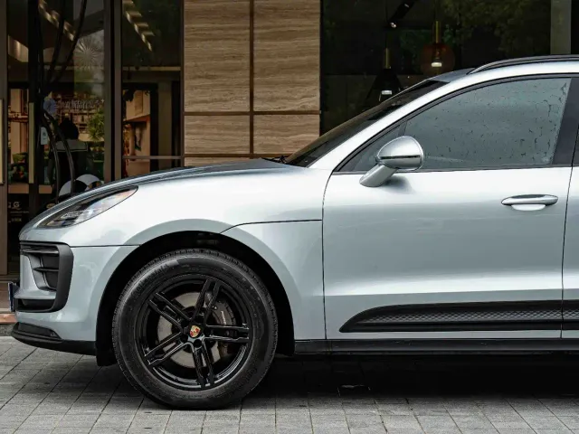 Porsche Macan — Фото автомобиля 4