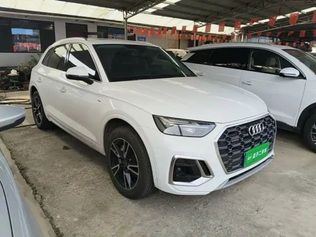 Audi Q5L — Фото автомобиля 3