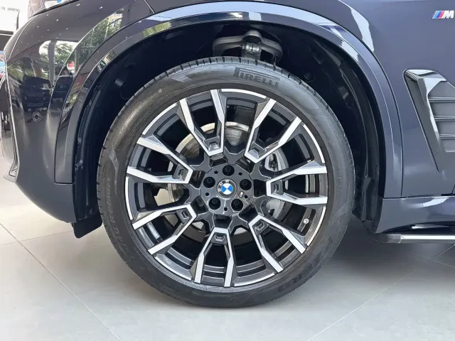 BMW X5 — Фото автомобиля 18
