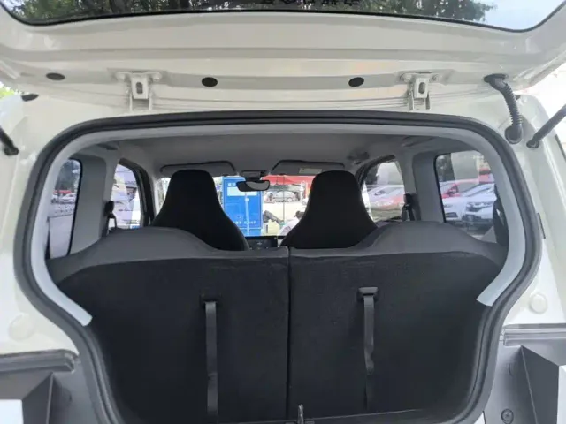 Wuling Hongguang Mini EV — Фото автомобиля 18