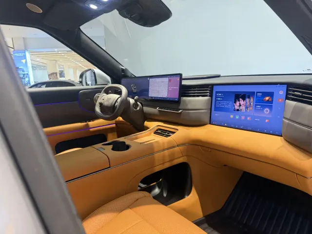 IM Motors LS8 — Фото автомобиля 10