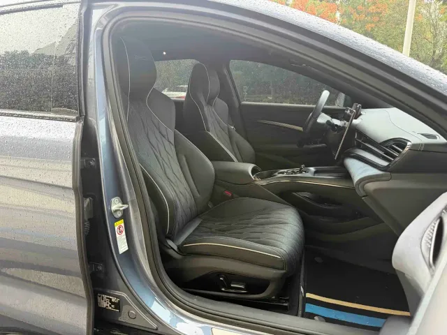 BYD Seal — Фото автомобиля 12