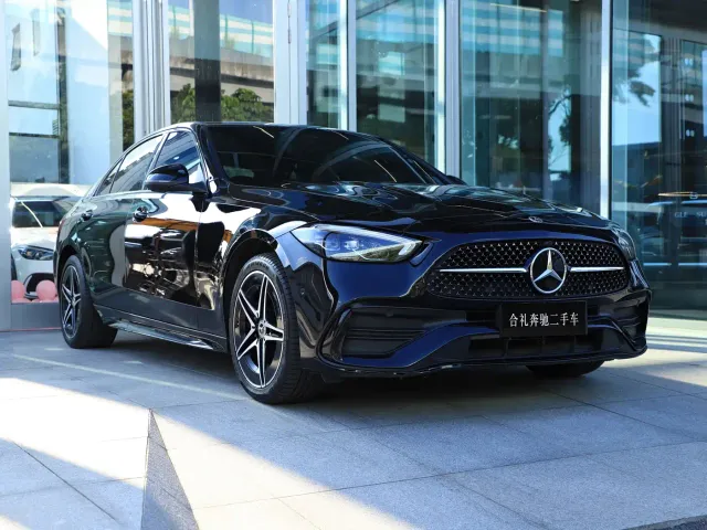 Mercedes-Benz C-Class — Фото автомобиля 3