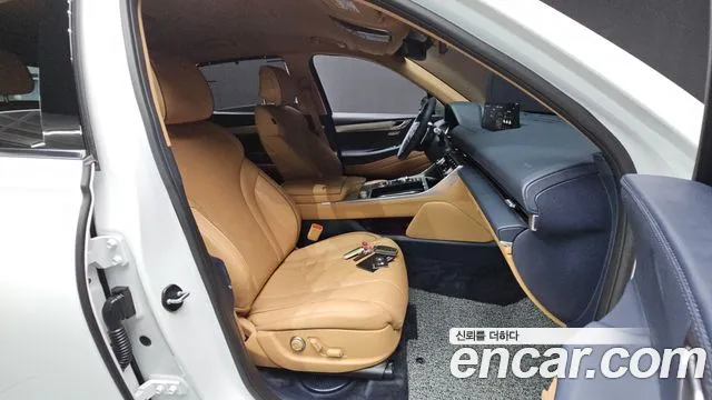 Genesis GV80 — Фото автомобиля 18
