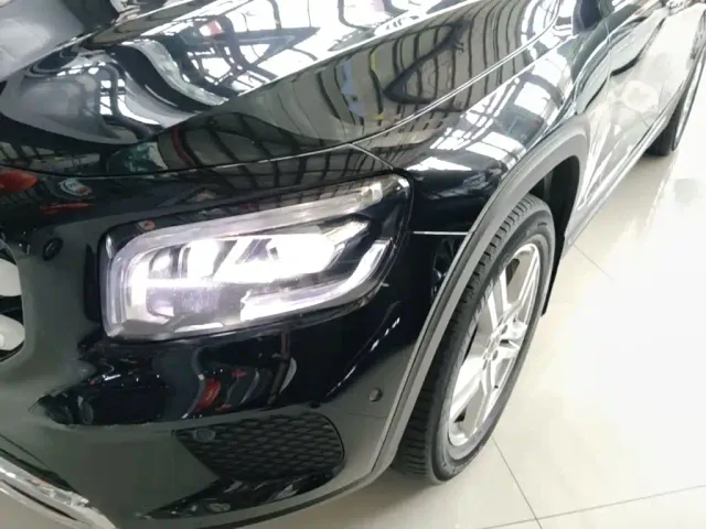 Mercedes-Benz GLB-Class — Фото автомобиля 23