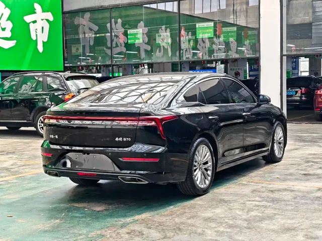 Bestune B70 — Фото автомобиля 11