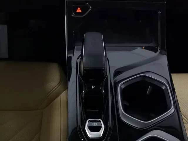 Geely Boyue L — Фото автомобиля 13