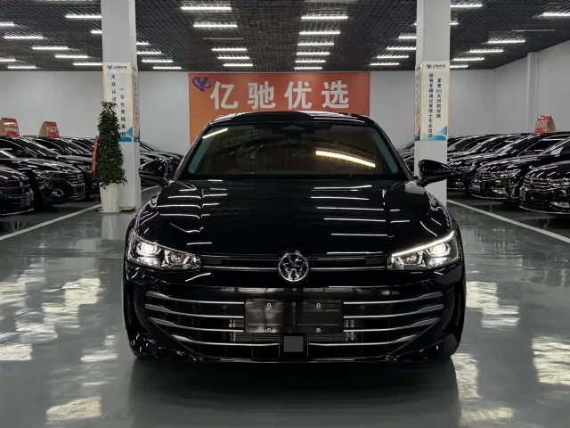 Volkswagen Passat — Фото автомобиля 2