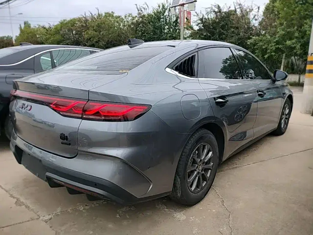 BYD Qin L — Фото автомобиля 4