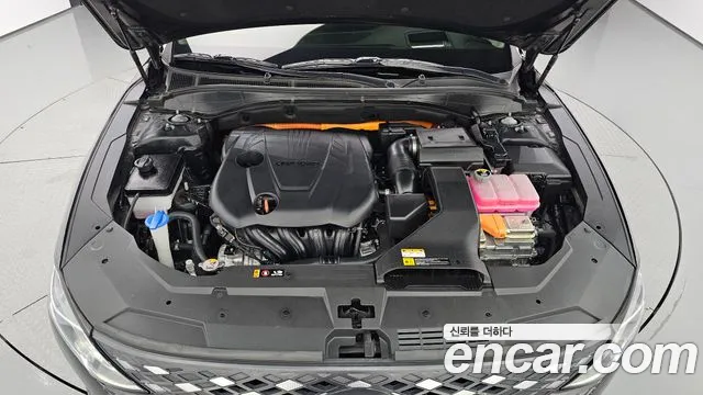 Hyundai Grandeur (New) Hybrid — Фото автомобиля 9