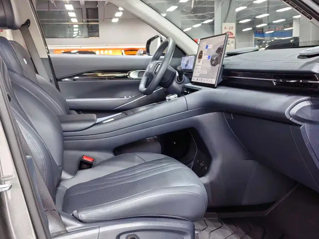 Geely Galaxy E5 — Фото автомобиля 15