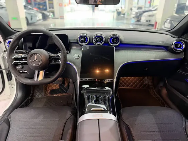 Mercedes-Benz C-Class — Фото автомобиля 9