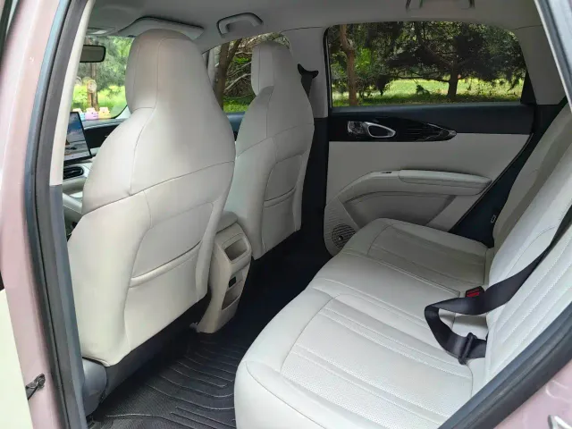 Geely Starry Wish — Фото автомобиля 7