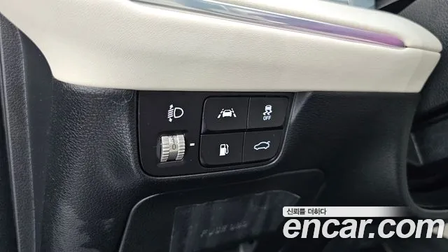 Hyundai Grandeur New — Фото автомобиля 30