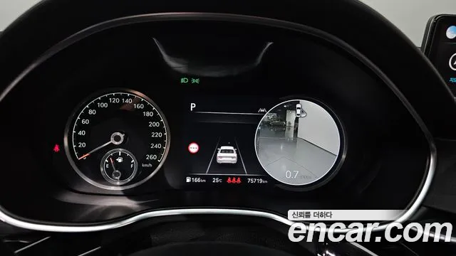 Genesis G80 Бензин 2.5 турбо 2WD — Фото автомобиля 8