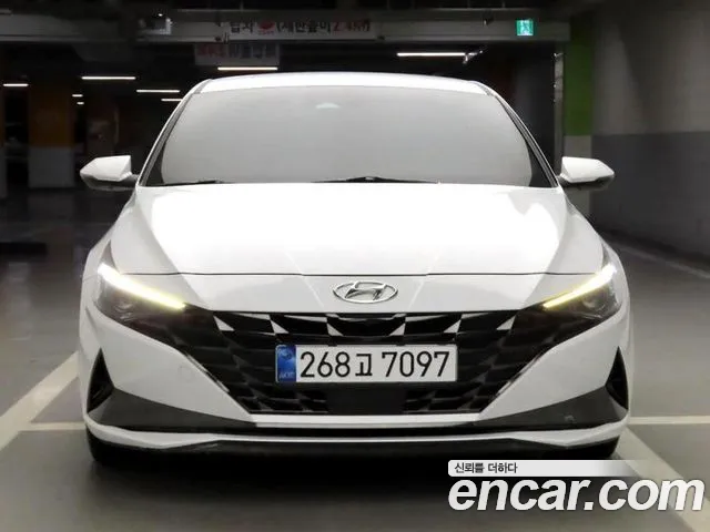 Hyundai Avante CN7 — Фото автомобиля 2