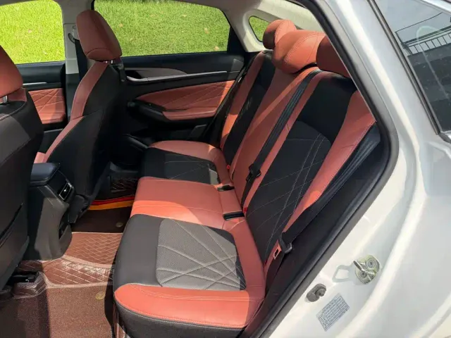 Changan Eado — Фото автомобиля 12