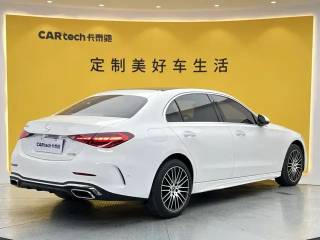 Mercedes-Benz C-Class — Фото автомобиля 3