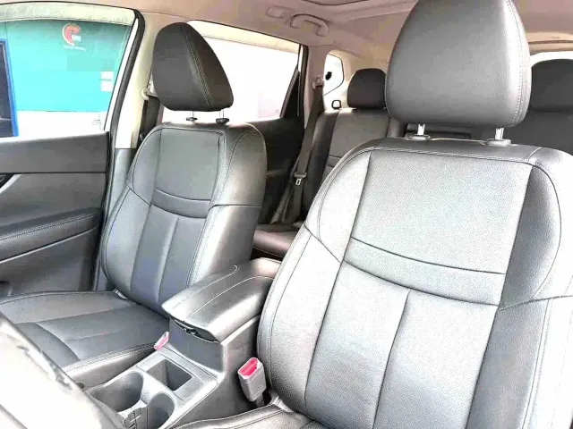 Nissan X-Trail — Фото автомобиля 3