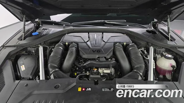 Genesis GV70 3.5T Бензин AWD — Фото автомобиля 6