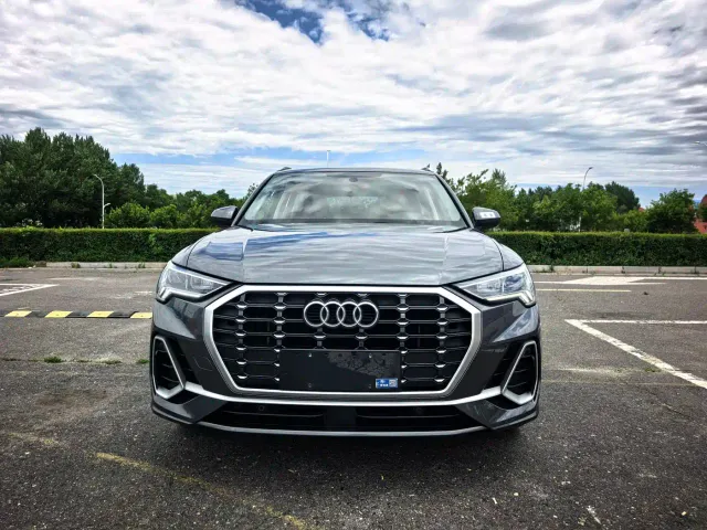 Audi Q3 — Фото автомобиля 2