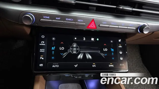 Hyundai Grandeur Grandeur (GN7) 2.5 Бензин 2WD — Фото автомобиля 17