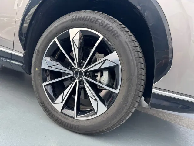 Roewe RX5 — Фото автомобиля 16